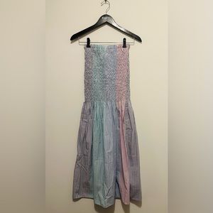 Strapless striped smocked dress. Can also wear as a skirt!